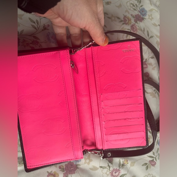 CHANEL CC Quilted Matelasse Cambon Wallet with Chain / WOC / Crossbody - Picture 3 of 12